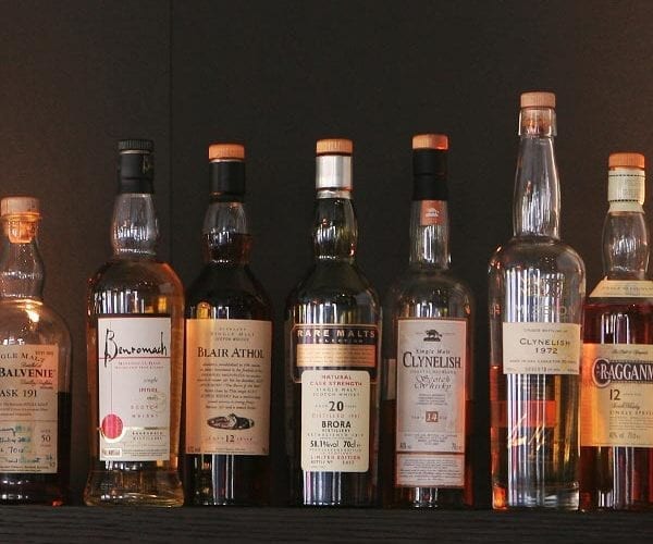 Spiced whisky with kumquats