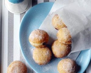 How to make jam doughnuts