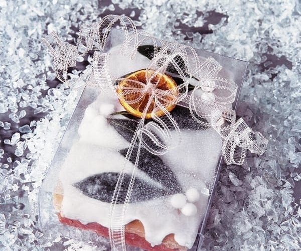 Mini orange madeira cake