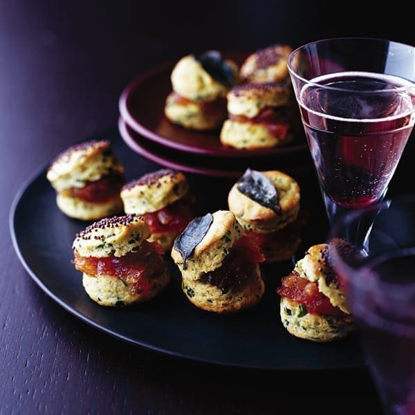 Indian-flavoured scones with onion chutney