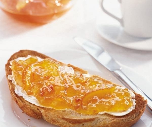 Chunky orange marmalade