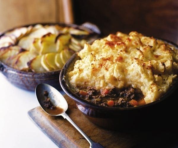 cottage pie with cheddar