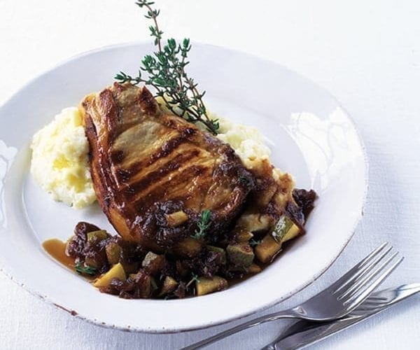 Pork chops with onion and pear chutney