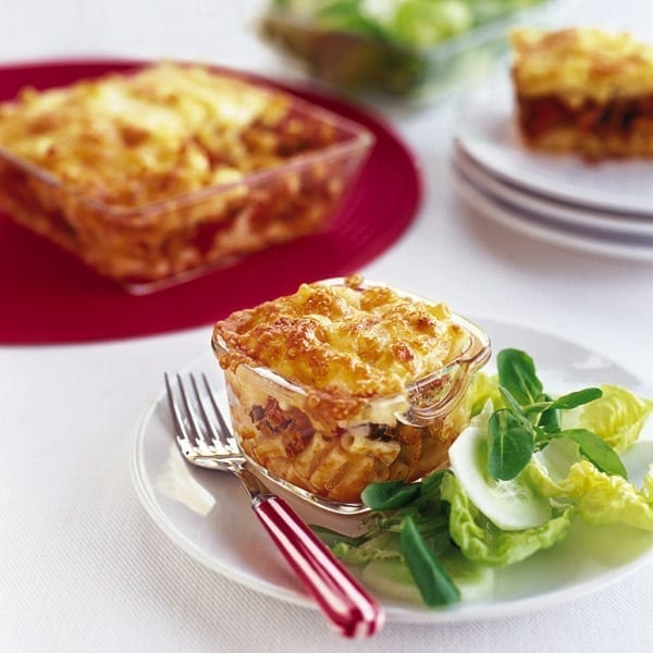 Pastitsio (Greek pasta bake)