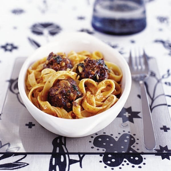 Meatballs with tomato pesto tagliatelle