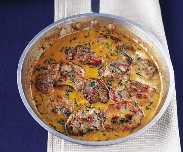 Creamy green skillet pork medallions