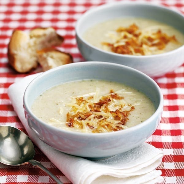 Potato, leek and Emmental soup