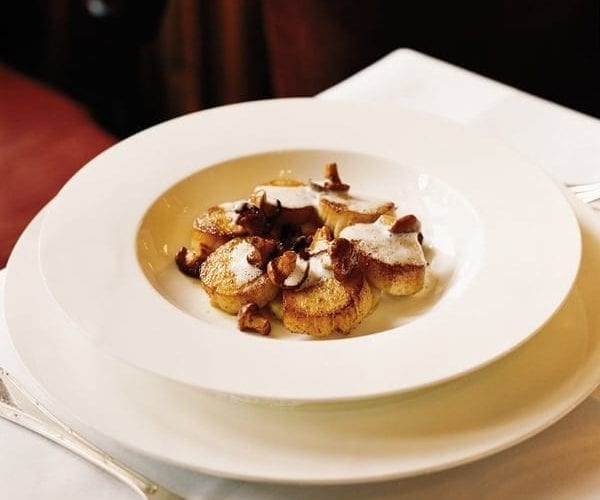 Scallops with confit potatoes