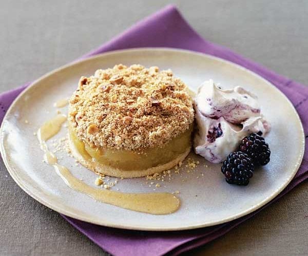 Spicy apple and pear crumbles with blackberry cream
