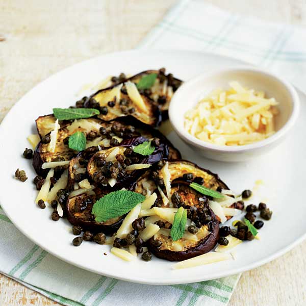 Roasted aubergines with crispy capers