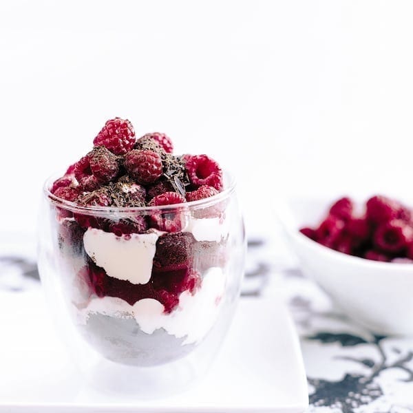 Dairy-free tiramisu with raspberries