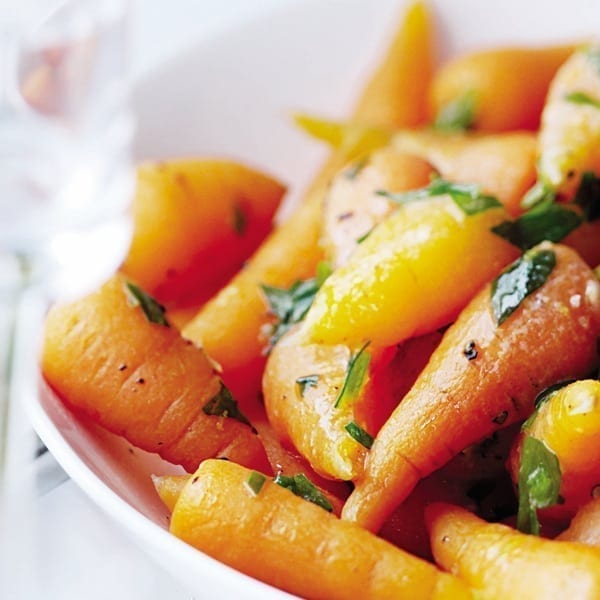 Chantenay carrots with tarragon