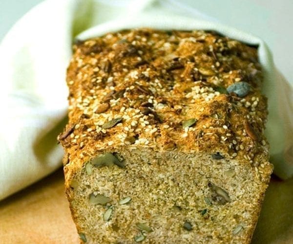 Wheaten bread with sesame and sunflower seeds