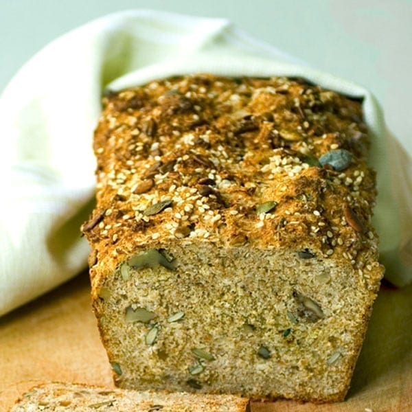 Wheaten bread with sesame and sunflower seeds