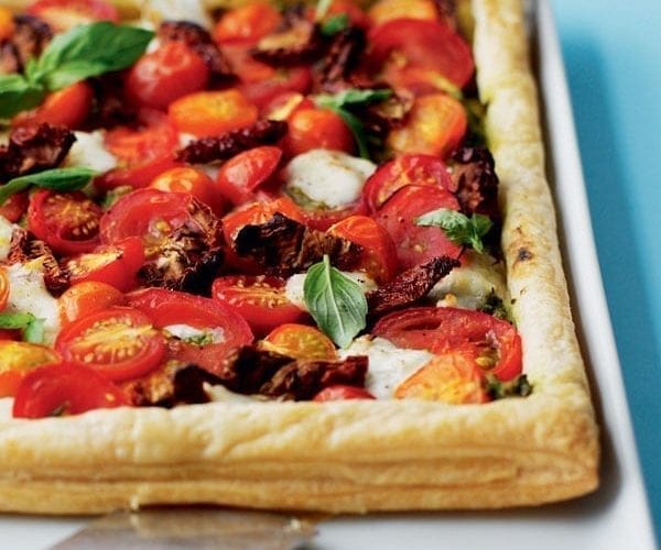 Cheese, bacon and pesto puffs
