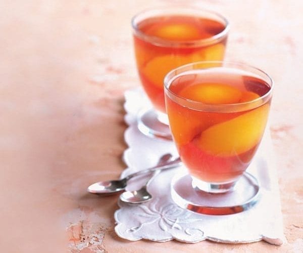Elderflower jellies with boozy cream