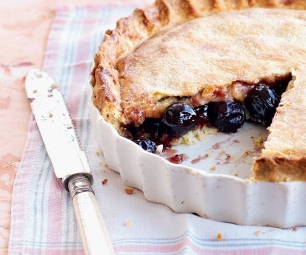Fresh cherry pie