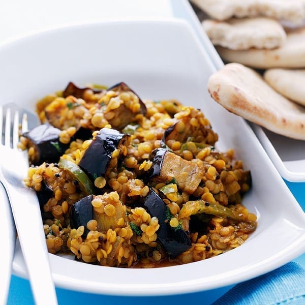 Aubergine and red lentil curry