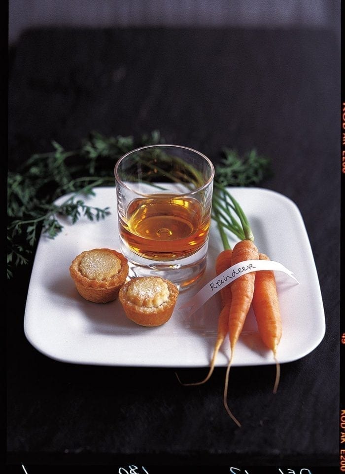 Mini orange mince pies