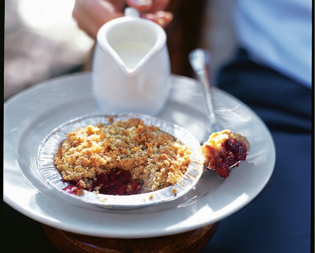 Raspberry crumble