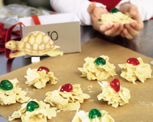 White chocolate bark with waffles and marshmallows