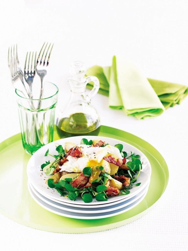 Poached egg and new potato salad with crispy bacon