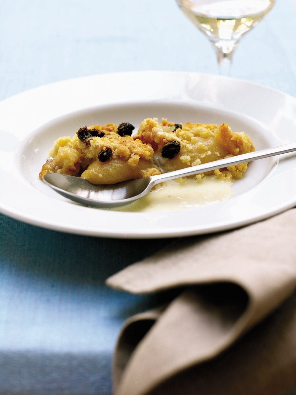 Peach, hazelnut and raisin crumble recipe | delicious. magazine