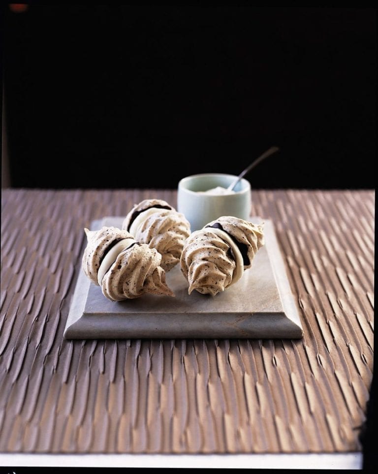 Nutty chocolate meringues