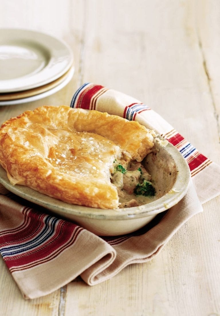 Turkey and Stilton pie