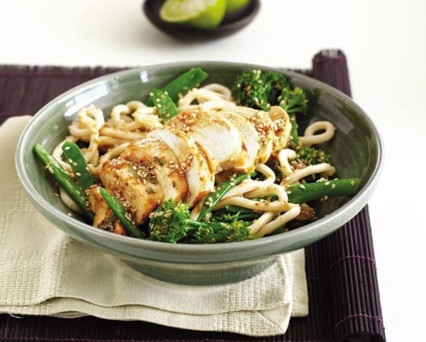 Chilli chicken udon noodles with ginger