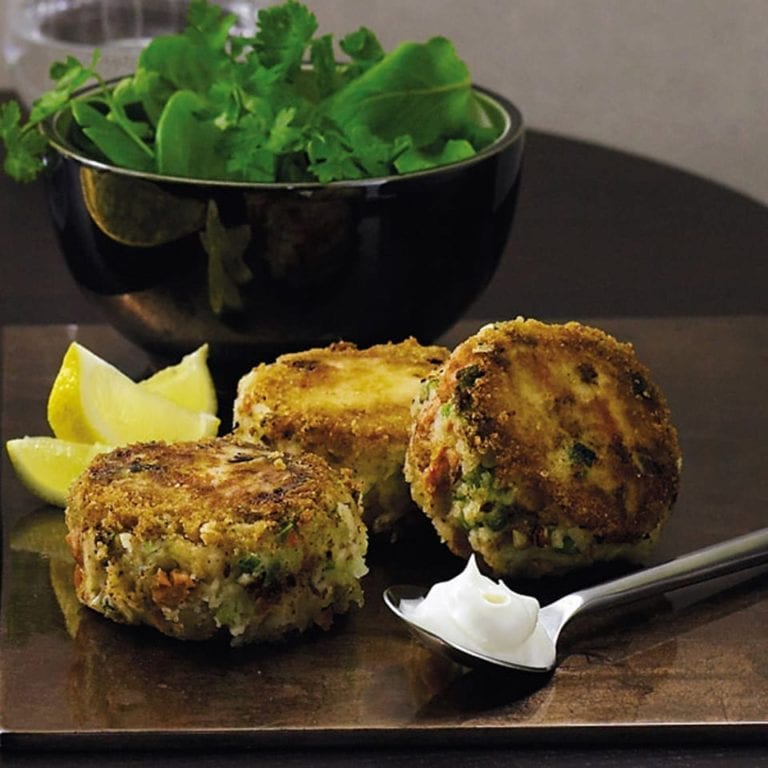 Lemon salmon fishcakes