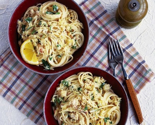 Crab and courgette pasta