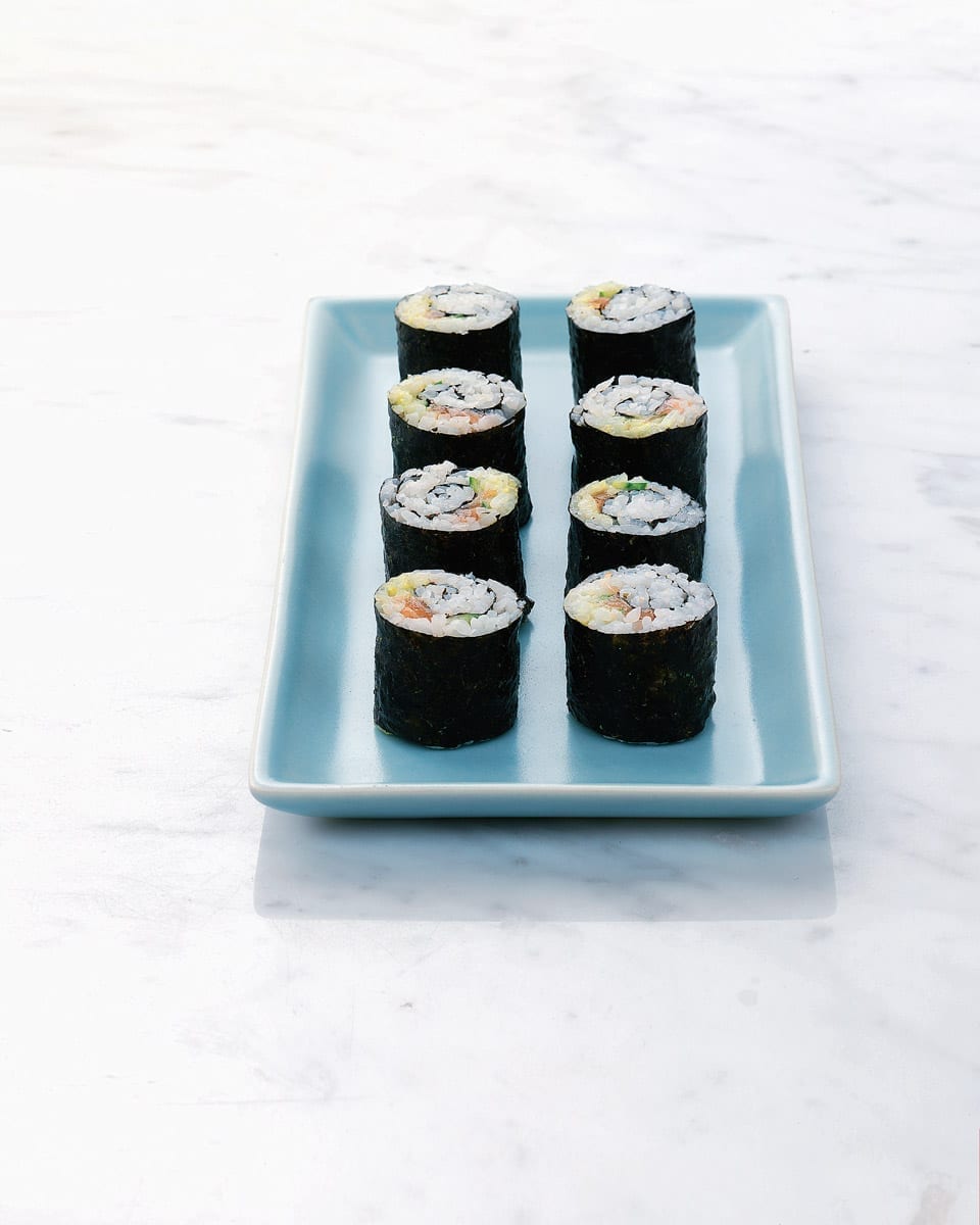 Simple Homemade Nori Sushi Rolls Recipe