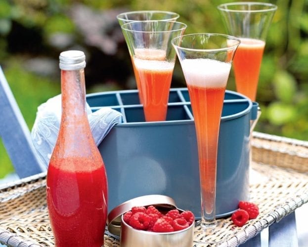 peach raspberry cocktail