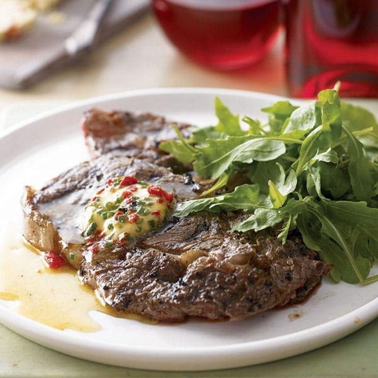 Rib eye with roasted red pepper