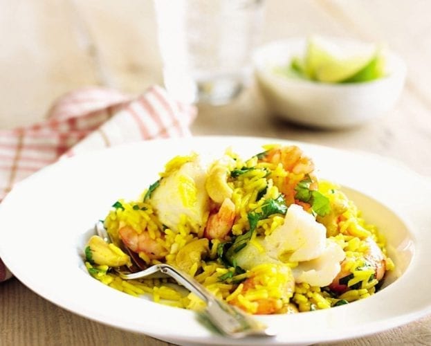 Smoked haddock and prawn pilau