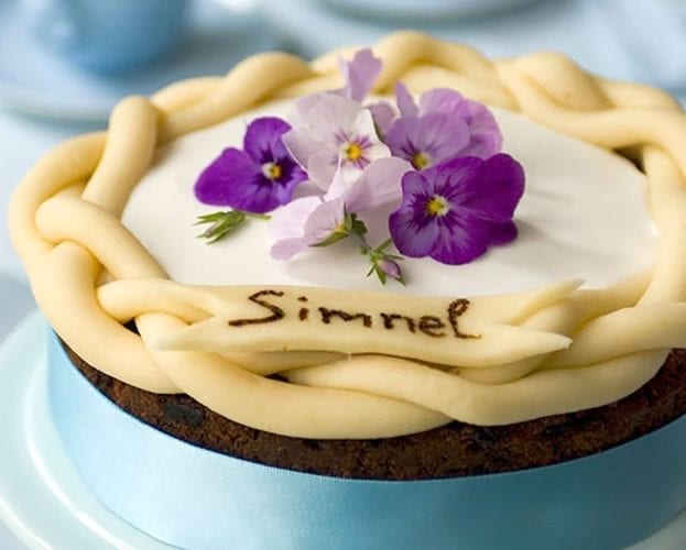 chocolate-simnel-cake