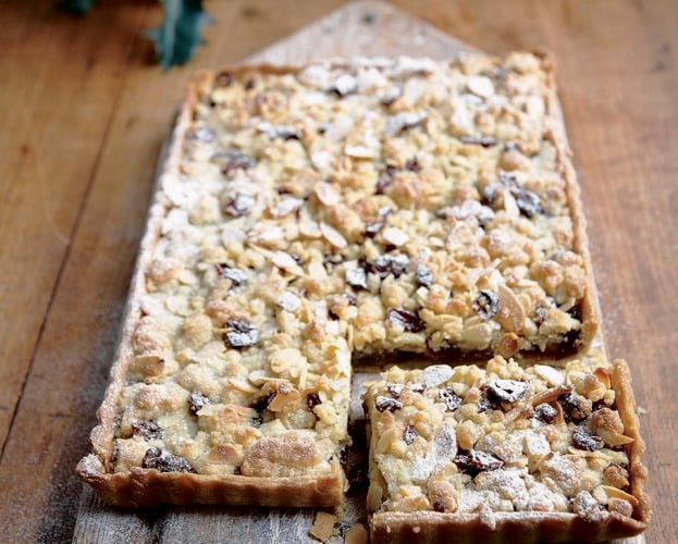 A streusel baked in a rectangle, with a square slice cut out