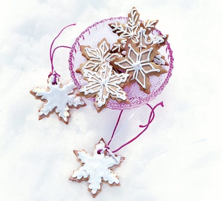 Snowflake biscuits