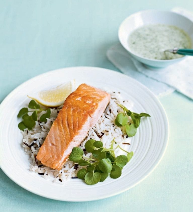 Quick salmon with watercress sauce