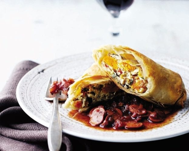 Sweet filo triangles with cardamom, clementine and pistachios