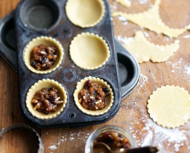 Air fryer mini mince pie turnovers