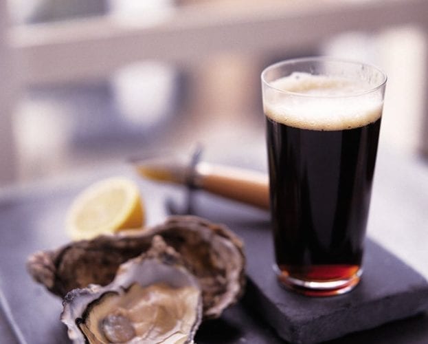 Oysters in crumbly patties full of creamy sauce