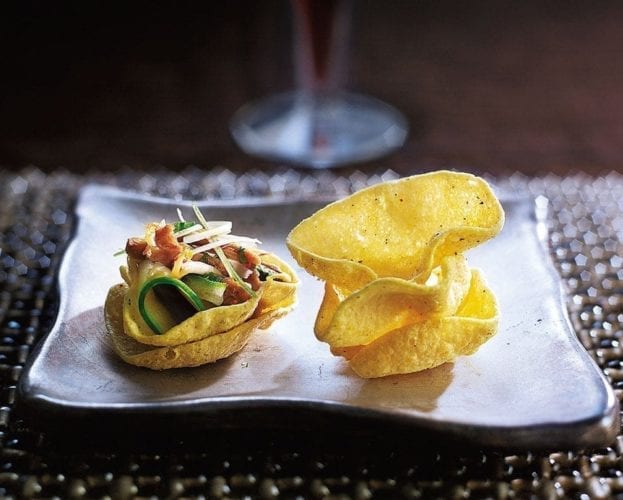 Microwaved crispy poppadums