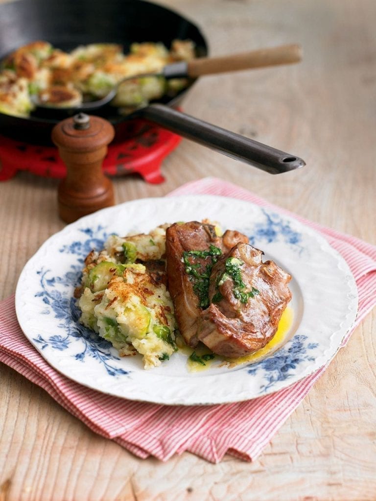 Simple lamb chops with bubble and squeak cake