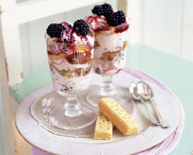 Blackberry and apple cranachan