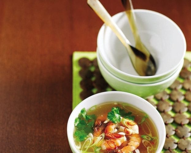 Hot and sour prawn soup