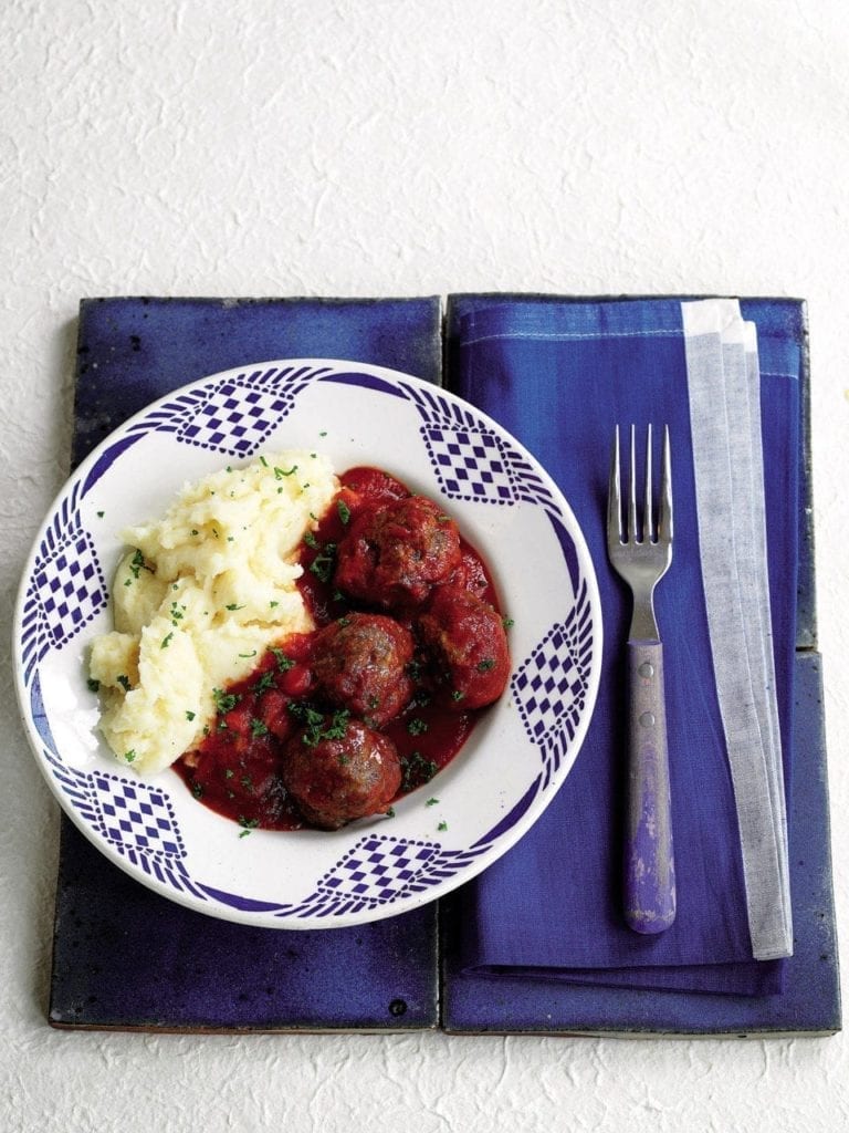 Greek meatballs with tomato sauce