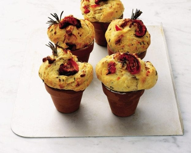 Feta, tomato and rosemary flowerpot bread