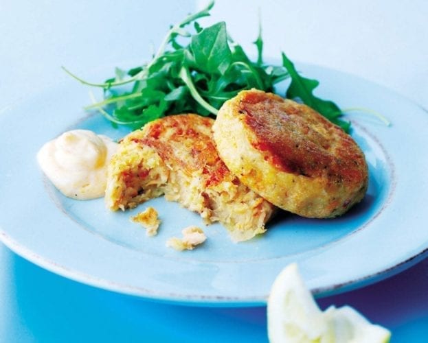 Simple salmon fishcakes with fennel slaw